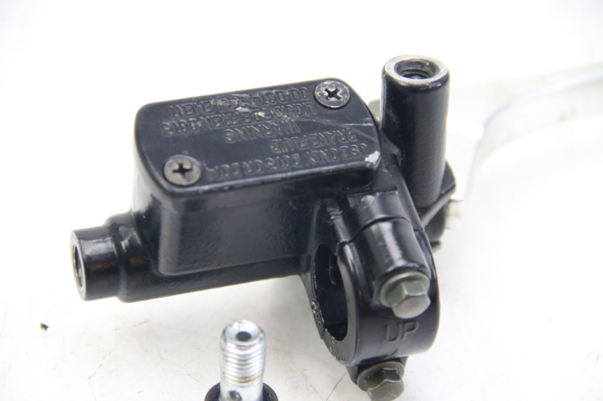 photo de VORDERER BREMSSATTEL JM MOTORS GT LINE 4T 50 (2021 - 2023) - Details der Befestigungspunkte