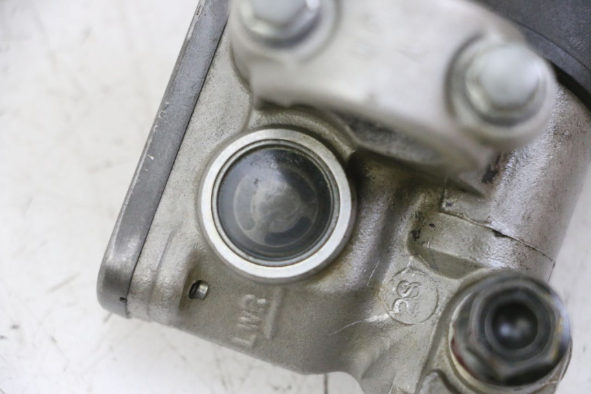 photo de BREMSPUMPE VORNE HONDA CR 85 (2003 - 2007) - Zoom auf Gebrauchszustand