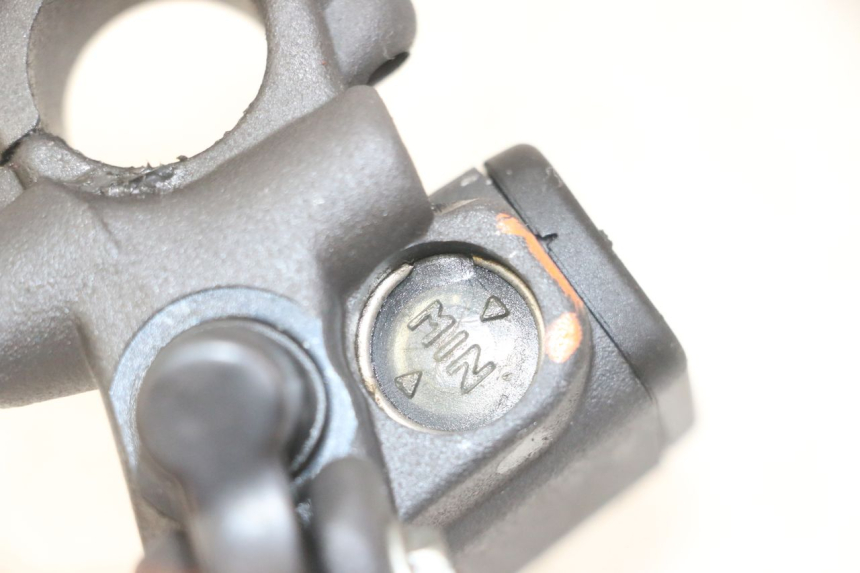 photo de BREMSPUMPE VORNE PEUGEOT JET FORCE CARBU 50 (2003 - 2016) - Zoom auf Gebrauchszustand