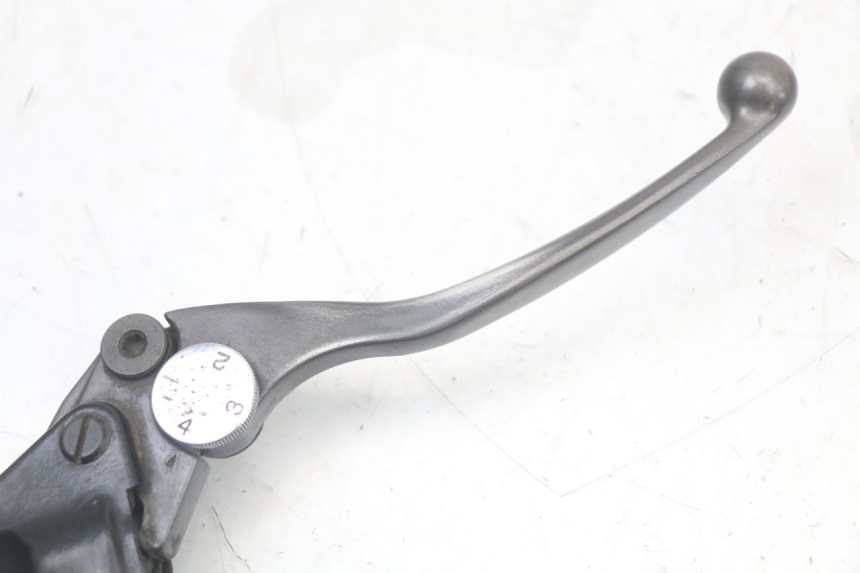 photo de BREMSPUMPE VORNE KAWASAKI GTR 1000 (1994 - 2004) - Zoom auf Gebrauchszustand