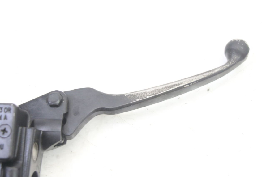 photo de VORDERER HAUPTBREMSZYLINDER PEUGEOT KISBEE 4T 50 (2018 - 2022) - Zoom auf Gebrauchszustand