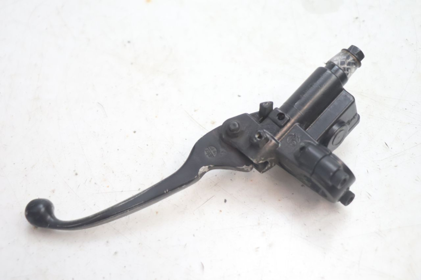 photo de VORDERER HAUPTBREMSZYLINDER PEUGEOT KISBEE 4T 50 (2018 - 2022) - Oberflächenzustand und Material