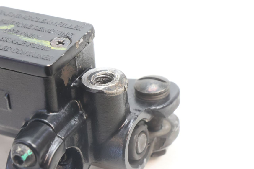 photo de BREMSPUMPE VORNE PIAGGIO LIBERTY IGET 4T 50 (2021 - 2025) - Alternative Perspektive