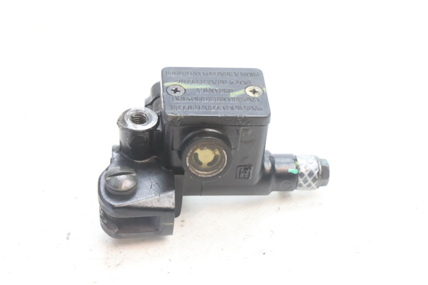 photo de BREMSPUMPE VORNE PIAGGIO LIBERTY IGET 4T 50 (2021 - 2025) - Technische Nahaufnahme