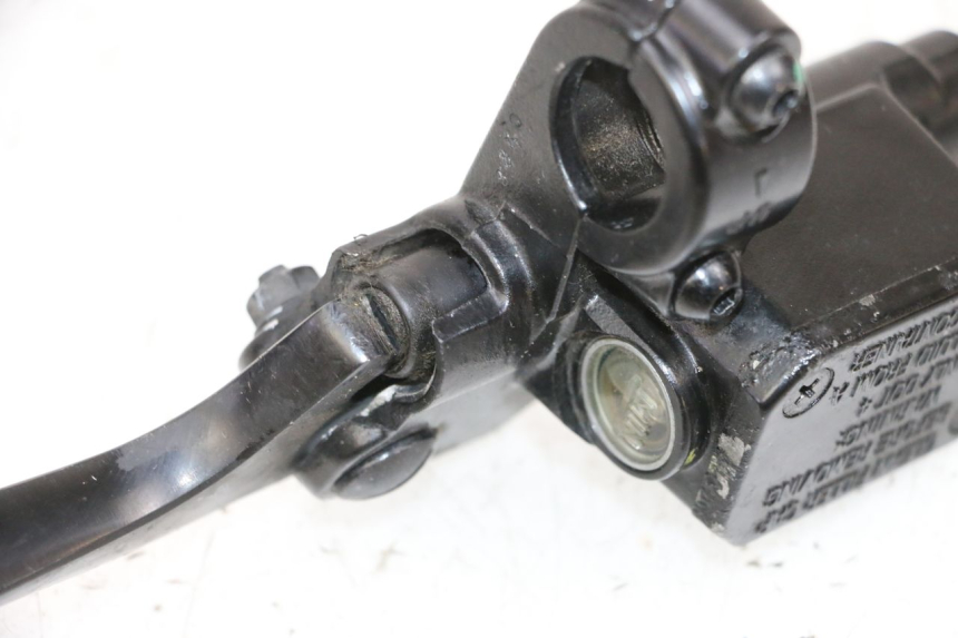 photo de BREMSPUMPE VORNE PIAGGIO MP3 HPE 300 (2019 - 2026) - Technische Nahaufnahme