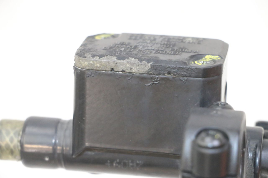 photo de BREMSPUMPE VORNE PIAGGIO MP3 LT 300 (2010 - 2016) - Detailansicht des Bauteils