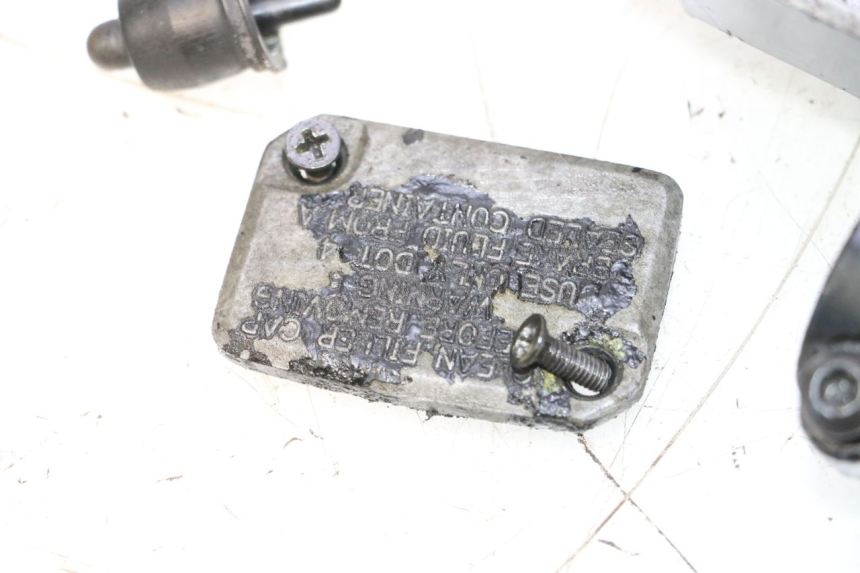 photo de VORDERER HAUPTBREMSZYLINDER PIAGGIO MP3 RL 250 (2006 - 2010) - Geprüftes Gebrauchtteil