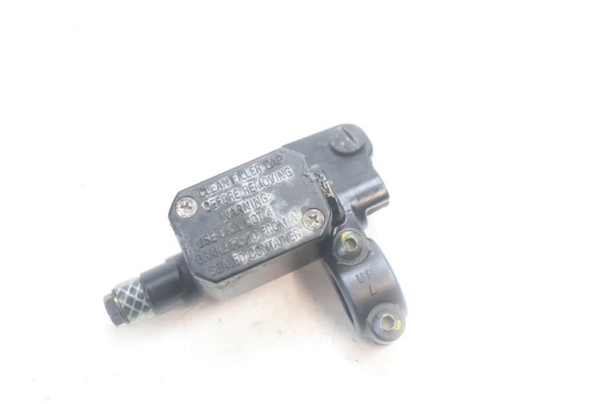 photo de BREMSPUMPE VORNE PIAGGIO MP3 500 (2016 - 2018) - Hauptansicht