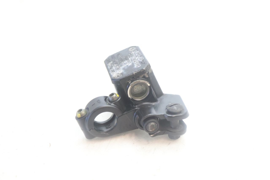 photo de BREMSPUMPE VORNE PIAGGIO MP3 500 (2016 - 2018) - Alternative Perspektive