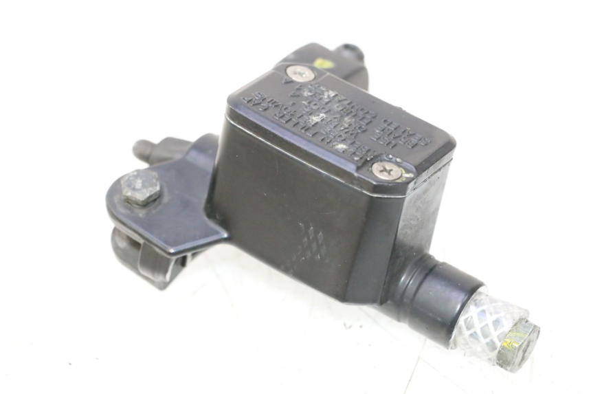 photo de VORDERER HAUPTBREMSZYLINDER PIAGGIO MP3 125 (2006 - 2014) - Hauptansicht