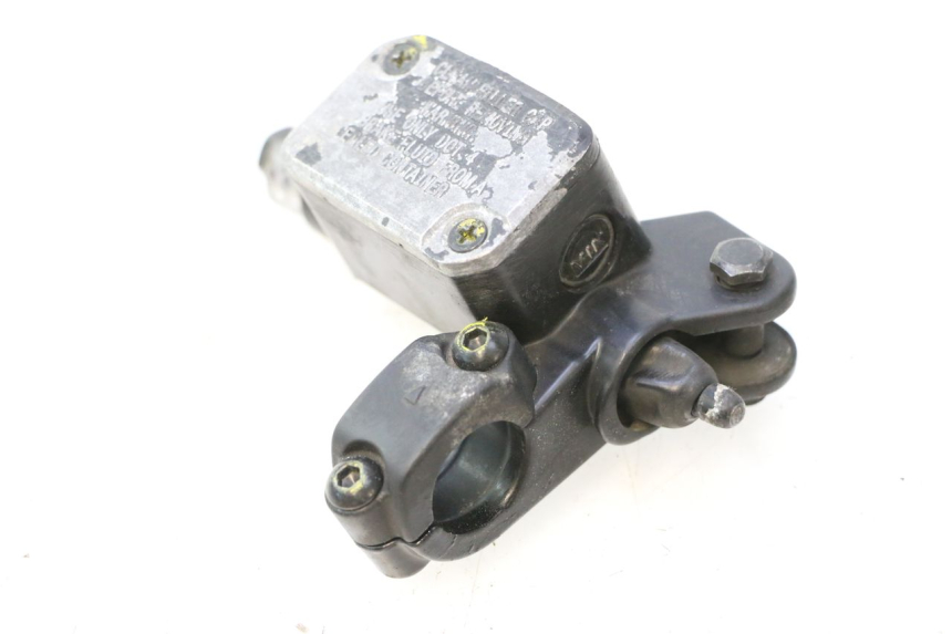 photo de BREMSPUMPE VORNE PIAGGIO MP3 500 (2011 - 2015) - Technische Nahaufnahme