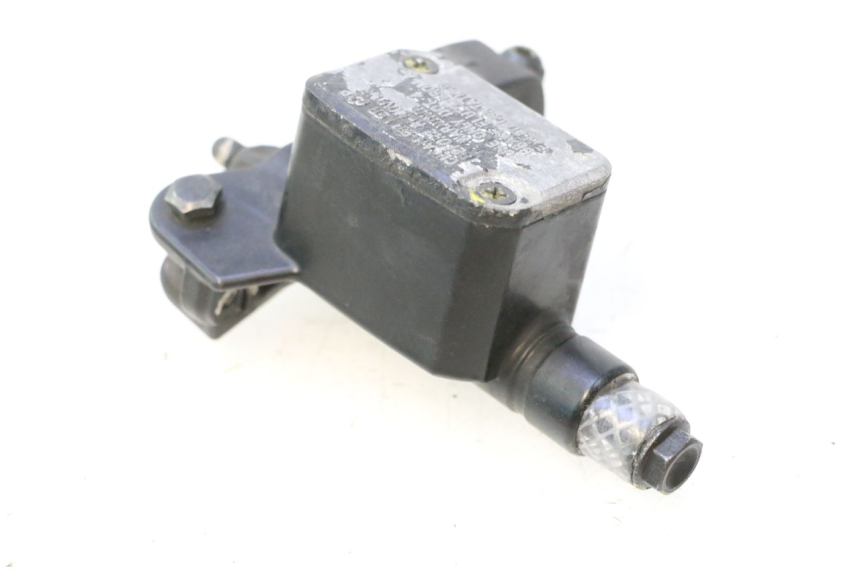 photo de BREMSPUMPE VORNE PIAGGIO MP3 500 (2011 - 2015) - Oberflächenzustand und Material