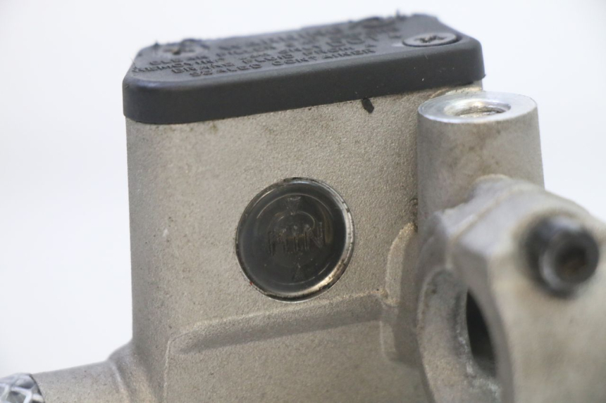 photo de BREMSPUMPE VORNE RIEJU MRT 50 (2018 - 2021) - Alternative Perspektive