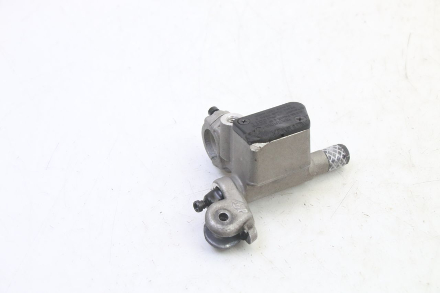 photo de BREMSPUMPE VORNE RIEJU MRT 50 (2018 - 2021) - Technische Nahaufnahme