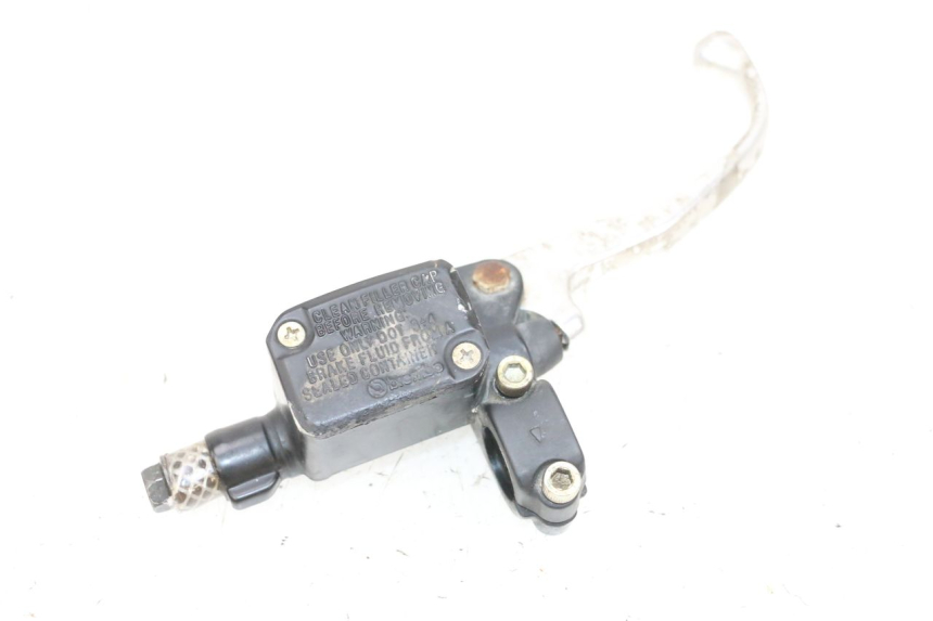 photo de BREMSPUMPE VORNE YAMAHA NEO'S NEOS 2T 50 (1998 - 2007) - Details der Befestigungspunkte