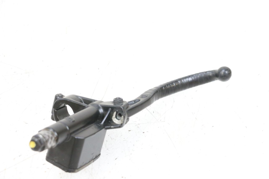 photo de VORDERER HAUPTBREMSZYLINDER YAMAHA NEOS NEO'S 4T 50 (2008 - 2016) - Zoom auf Gebrauchszustand