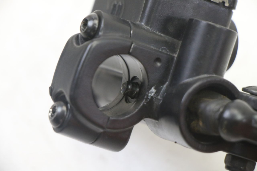 photo de VORDERER BREMSSATTEL PIAGGIO NEW TYPHOON 50 (2018 - 2021) - Gesamtansicht des Produkts