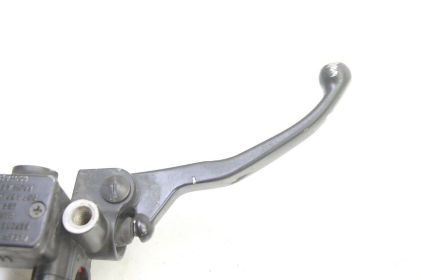 photo de VORDERER BREMSSATTEL PIAGGIO NEW TYPHOON 50 (2018 - 2021) - Zoom auf Gebrauchszustand