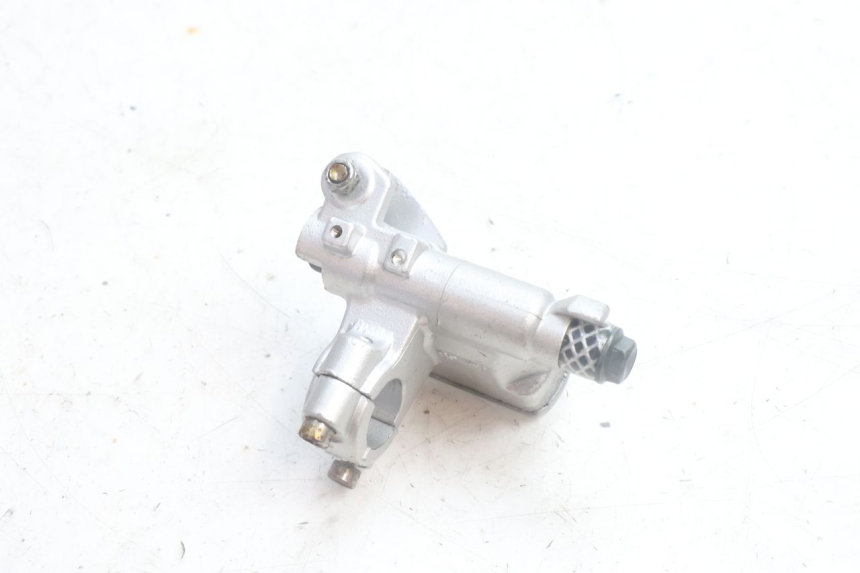 photo de VORDERER HAUPTBREMSZYLINDER JM MOTORS OLDIES 4T 50 (2010 - 2020) - Details der Befestigungspunkte