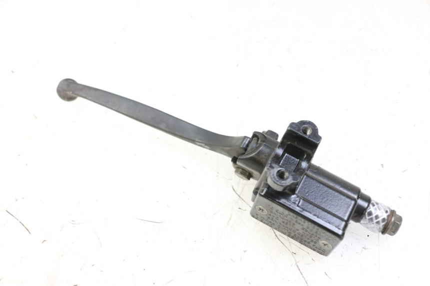 photo de BREMSPUMPE VORNE JM MOTORS OLDIES GT 4T 50 (2018 - 2025) - Zoom auf Gebrauchszustand