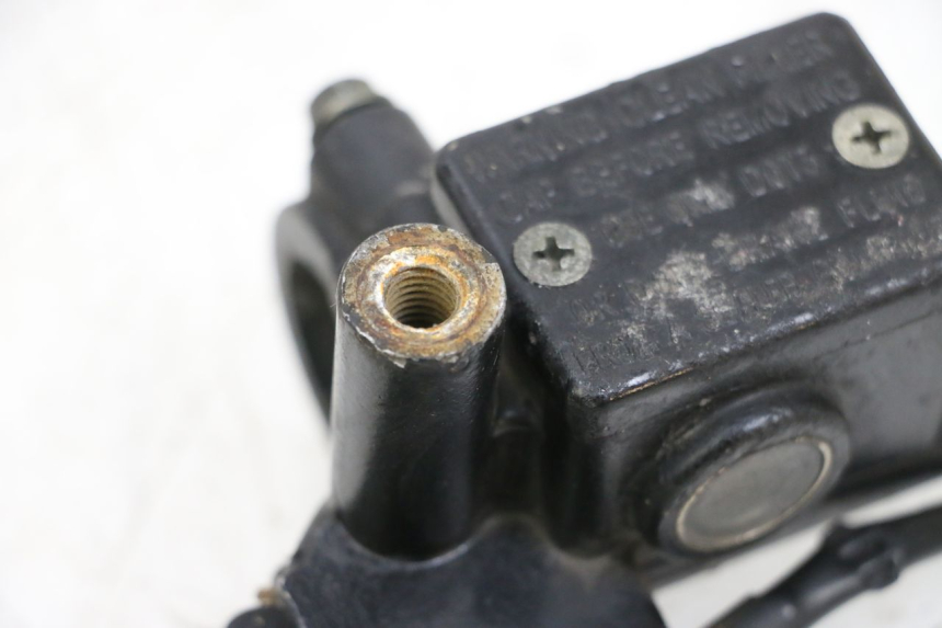 photo de BREMSPUMPE VORNE JM MOTORS OLDIES GT 4T 50 (2018 - 2025) - Oberflächenzustand und Material