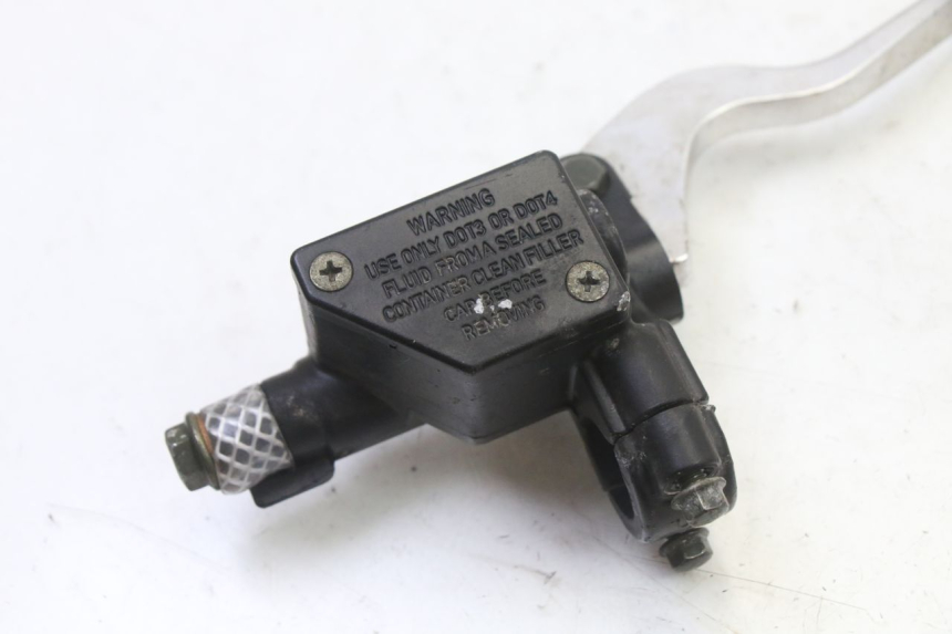 photo de VORDERER HAUPTBREMSZYLINDER SYM ORBIT 2 4T 50 (2008 - 2017) - Detailansicht des Bauteils