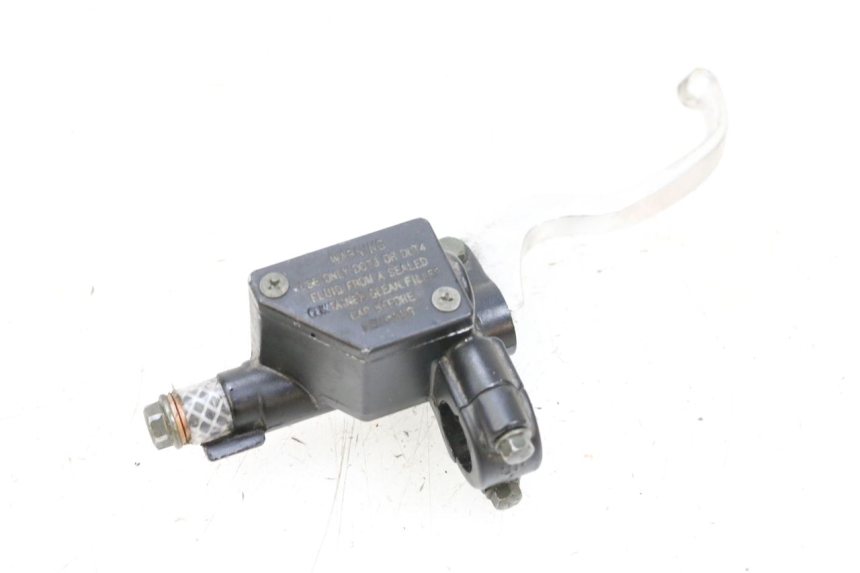 photo de BREMSPUMPE VORNE SYM ORBIT 2 50 (2008 - 2014) - Details der Befestigungspunkte