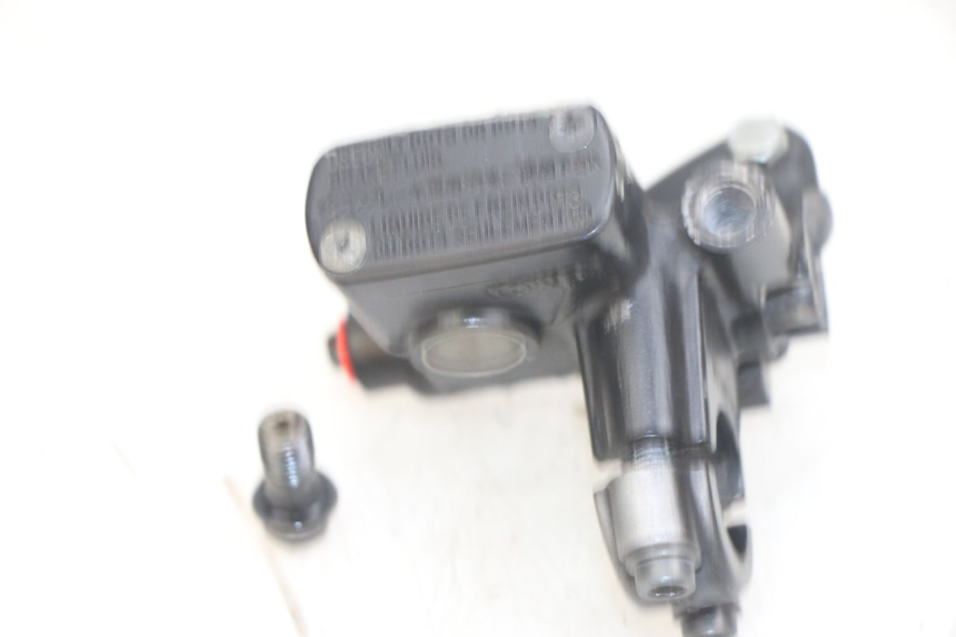 photo de VORDERER BREMSSATTEL HONDA PCX (JF28) 125 (2009 - 2011) - Technische Nahaufnahme