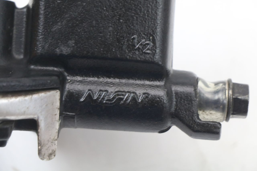 photo de VORDERER BREMSSATTEL HONDA PCX (JF28) 125 (2009 - 2011) - Details der Befestigungspunkte