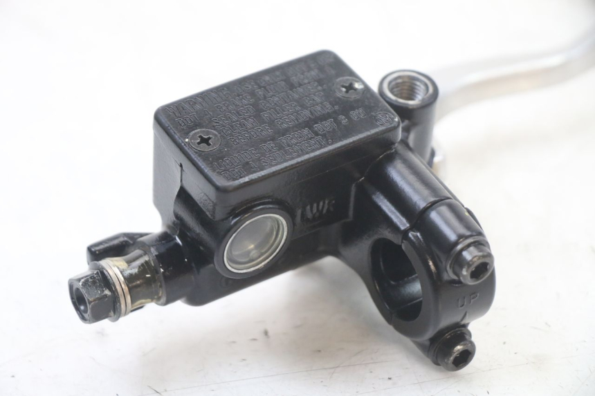 photo de BREMSPUMPE VORNE HONDA PCX (JF57/JF64) 125 (2014 - 2018) - Zoom auf Gebrauchszustand