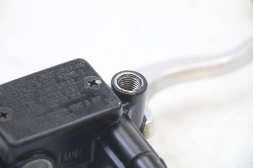 photo de BREMSPUMPE VORNE HONDA PCX (JF57/JF64) 125 (2014 - 2018) - Alternative Perspektive