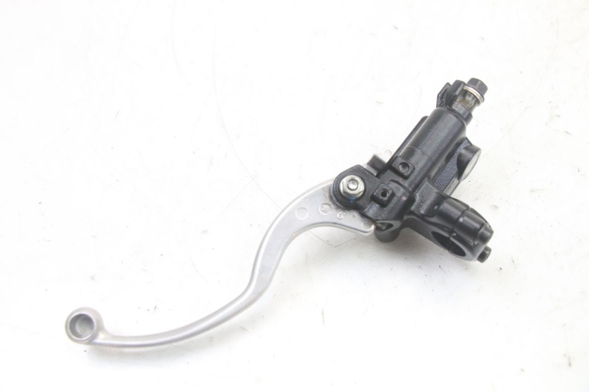 photo de BREMSPUMPE VORNE HONDA PCX (JF57/JF64) 125 (2014 - 2018) - Details der Befestigungspunkte
