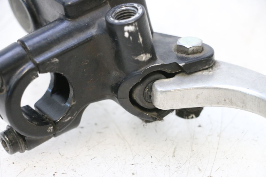 photo de BREMSPUMPE VORNE HONDA PCX (JF57/JF64) 125 (2014 - 2018) - Technische Nahaufnahme