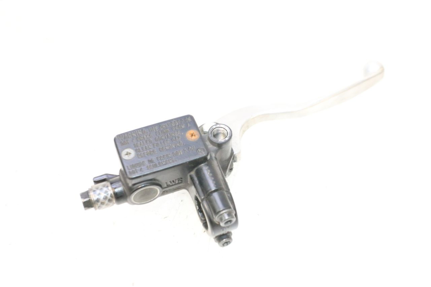 photo de BREMSPUMPE VORNE HONDA PCX (JF57/JF64) 125 (2014 - 2018) - Details der Befestigungspunkte
