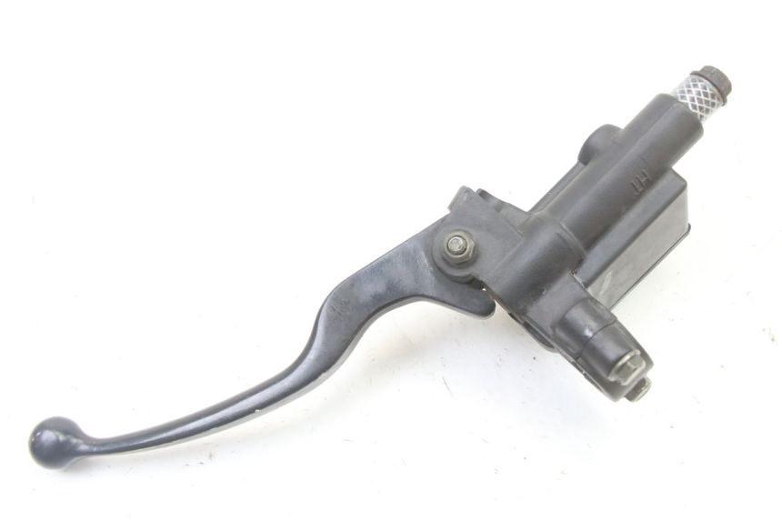 photo de VORDERER HAUPTBREMSZYLINDER PEUGEOT CITYSTAR 50 (2013 - 2017) - Details der Befestigungspunkte