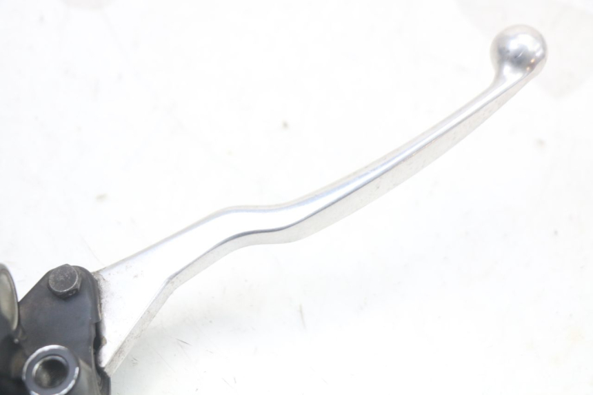 photo de VORDERER HAUPTBREMSZYLINDER PEUGEOT SATELIS 125 (2010 - 2012) - Technische Nahaufnahme