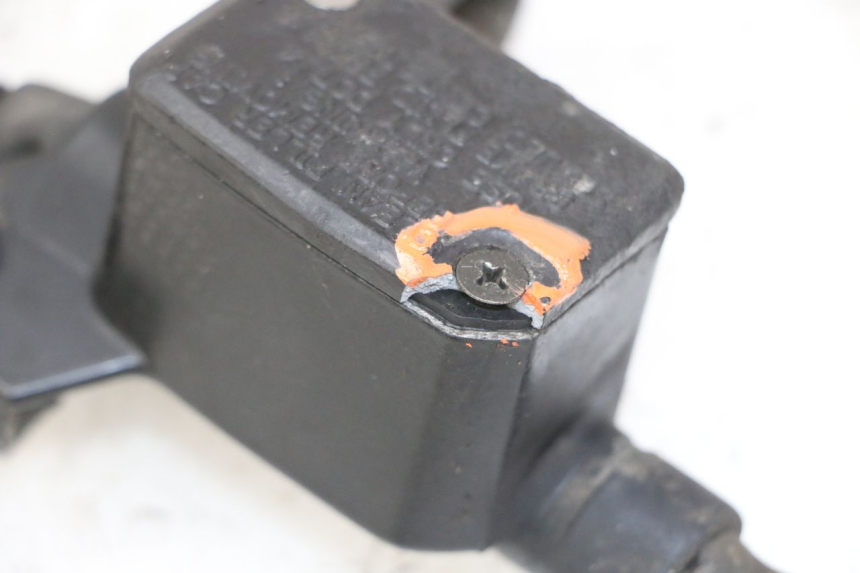 photo de VORDERER HAUPTBREMSZYLINDER PIAGGIO MP3 125 (2006 - 2014) - Gesamtansicht des Produkts