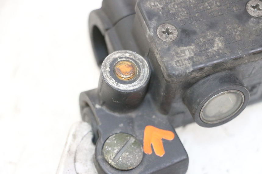 photo de BREMSPUMPE VORNE PIAGGIO VESPA GRANTURISMO 200 (2004 - 2005) - Details der Befestigungspunkte