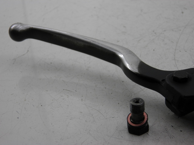 photo de BREMSPUMPE VORNE PIAGGIO X8 STREET 125 (2006 - 2007) - Zoom auf Gebrauchszustand