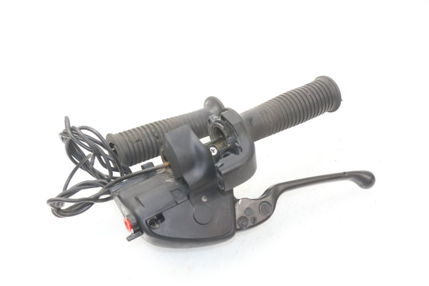 photo de BREMSPUMPE VORNE BMW R GS 1150 (1999 - 2004) - Detailansicht des Bauteils