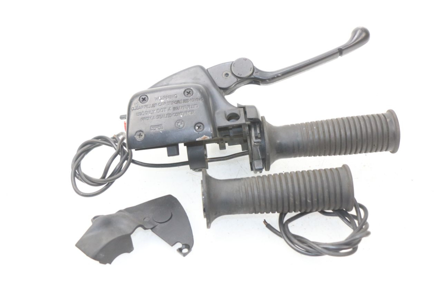 photo de BREMSPUMPE VORNE BMW R GS 1150 (1999 - 2004) - Kennzeichnungen und Originalreferenzen