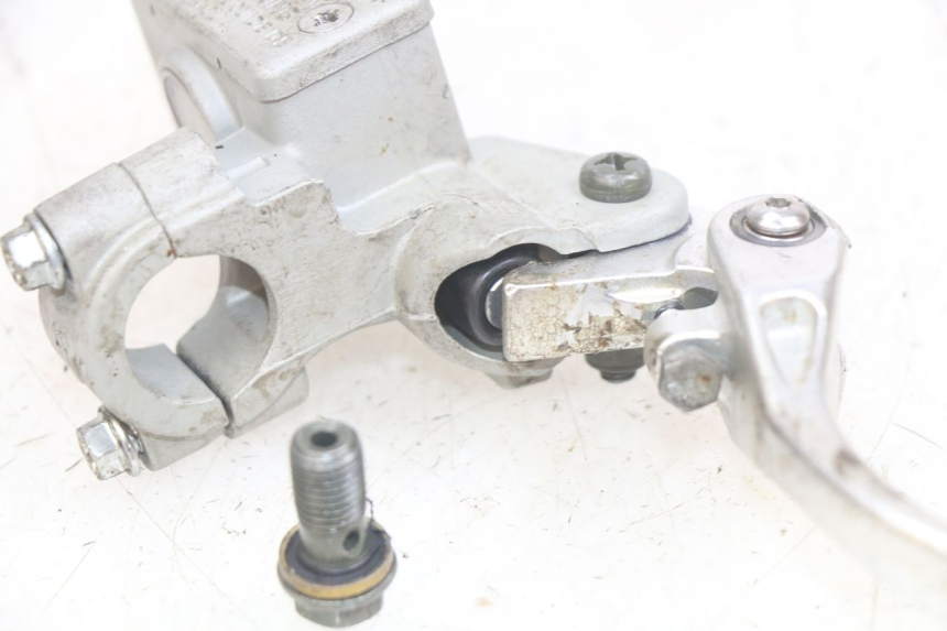 photo de VORDERER HAUPTBREMSZYLINDER YCF R-START 125 - Gesamtansicht des Produkts