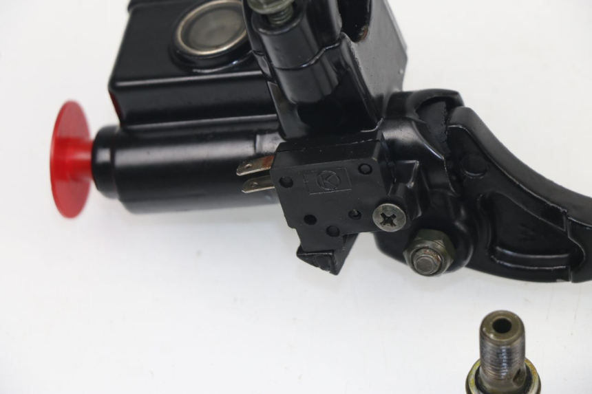 photo de BREMSPUMPE VORNE BHM REVENGER 50 (2009 - 2015) - Alternative Perspektive