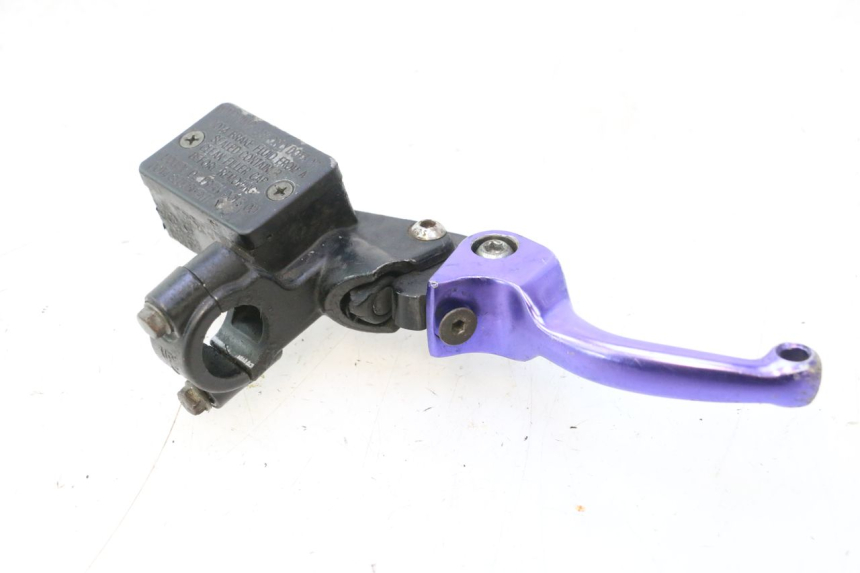 photo de BREMSPUMPE VORNE APOLLO RFZ 140 - Detailansicht des Bauteils