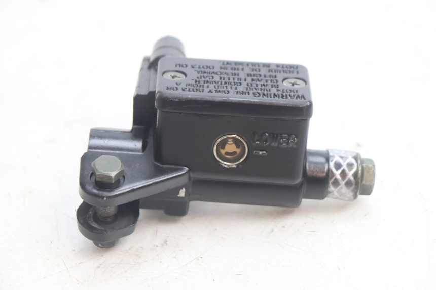 photo de VORDERER HAUPTBREMSZYLINDER TNT MOTOR ROMA 10' 2T 50 (2011 - 2018) - Zoom auf Gebrauchszustand