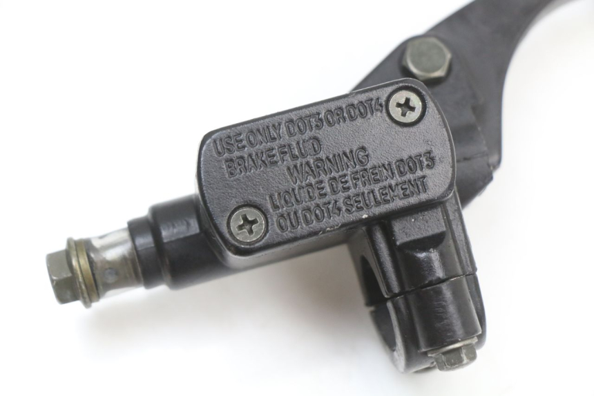 photo de VORDERER HAUPTBREMSZYLINDER TNT MOTOR ROMA 10' 4T 50 (2019 - 2022) - Zoom auf Gebrauchszustand