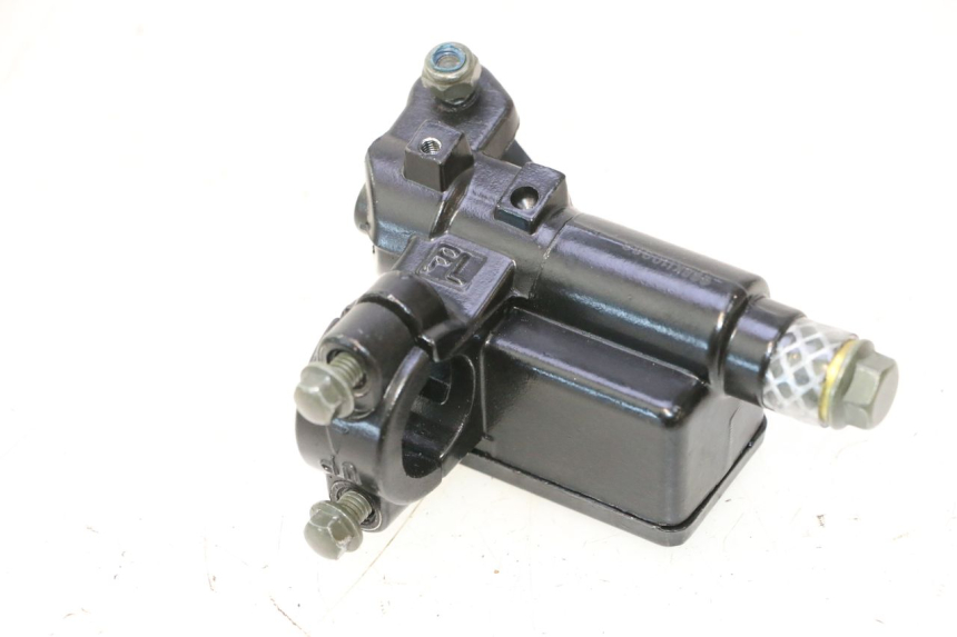 photo de VORDERER HAUPTBREMSZYLINDER TNT MOTOR ROMA 12' 2T 50 (2007 - 2018) - Detailansicht des Bauteils