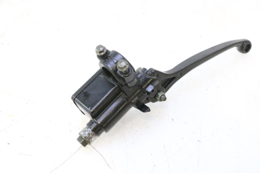 photo de VORDERER HAUPTBREMSZYLINDER TNT MOTOR ROMA 12' 2T 50 (2007 - 2018) - Alternative Perspektive