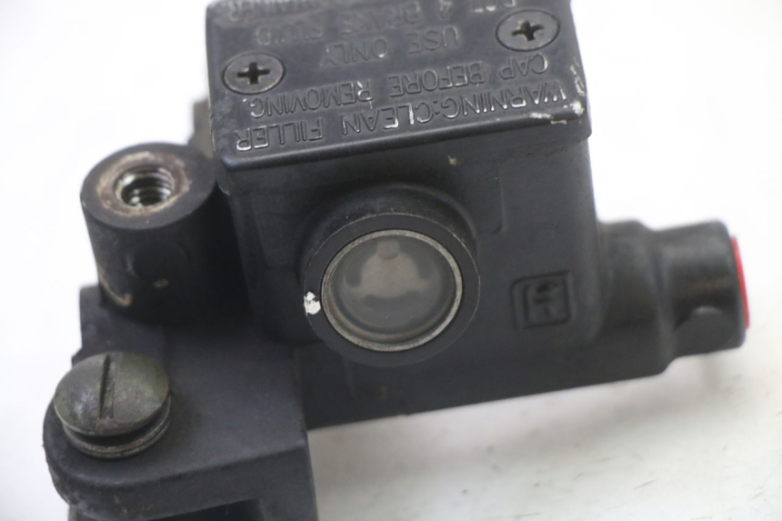 photo de VORDERER HAUPTZYLINDER GILERA RUNNER SL 50 (2006 - 2009) - Technische Nahaufnahme