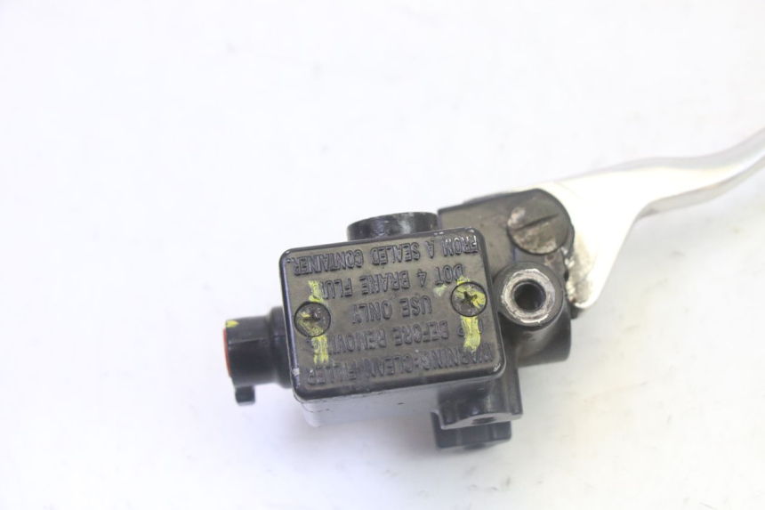 photo de VORDERER HAUPTBREMSZYLINDER GILERA RUNNER SP 50 (2009 - 2017) - Detailansicht des Bauteils